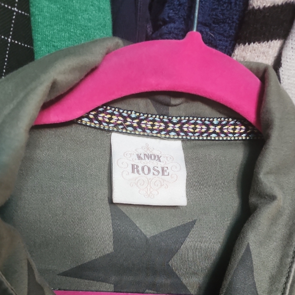Knox ROSE Green Star Patterned Jacket - Picture 2 of 4